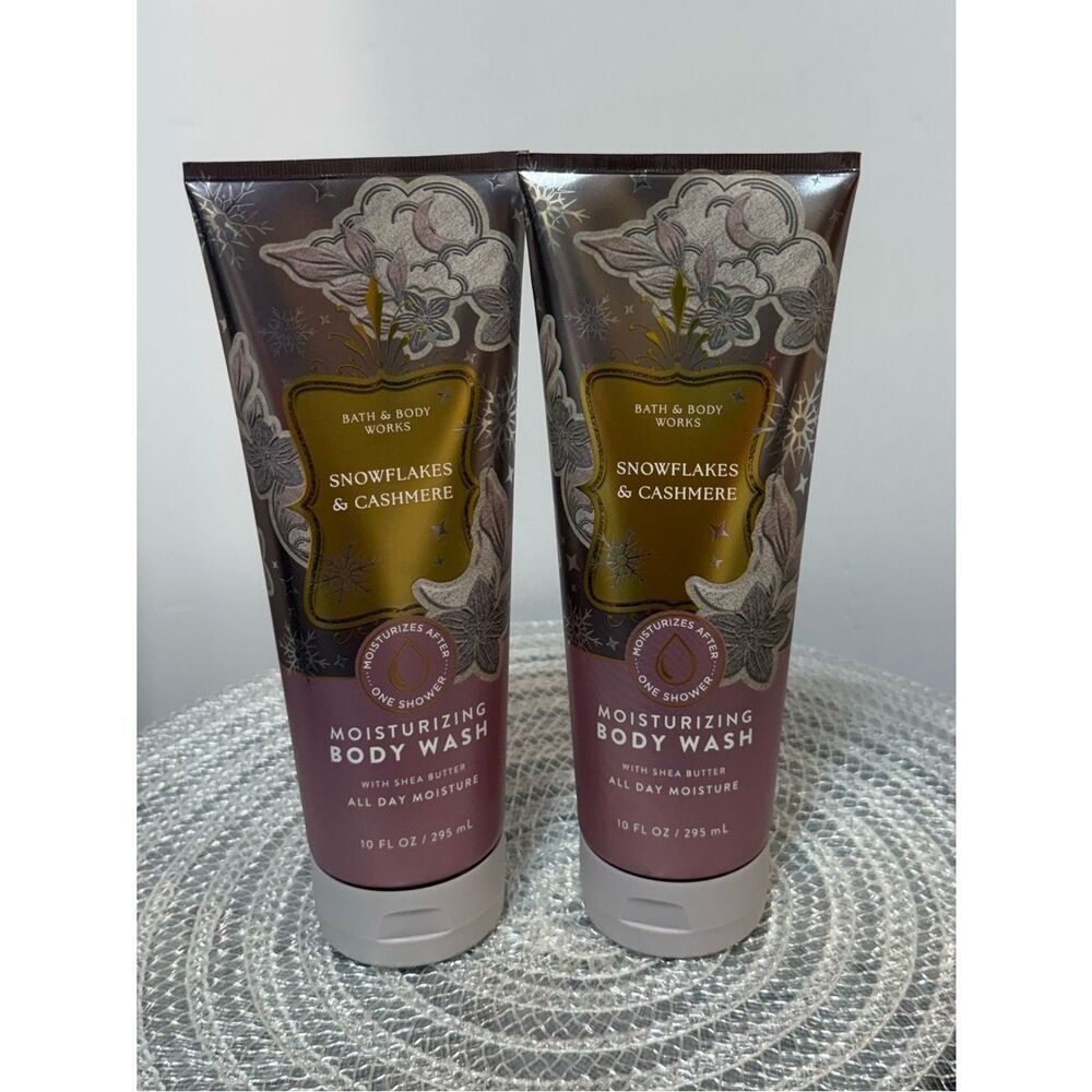 BBW Snowflakes and Cashmere Body Wash Set of 2 NWT
